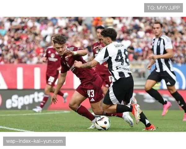 曼联飞翼多尔古近六轮评分领跑 攻防两端参与4球显状态回升