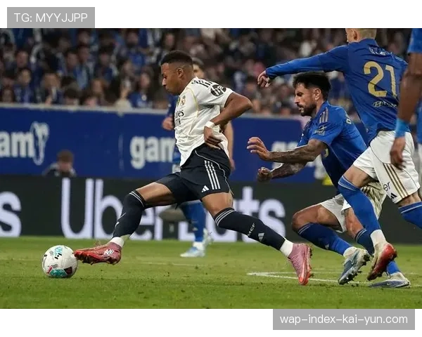 西班牙人防守反击战术失效 中场失势导致全面被动